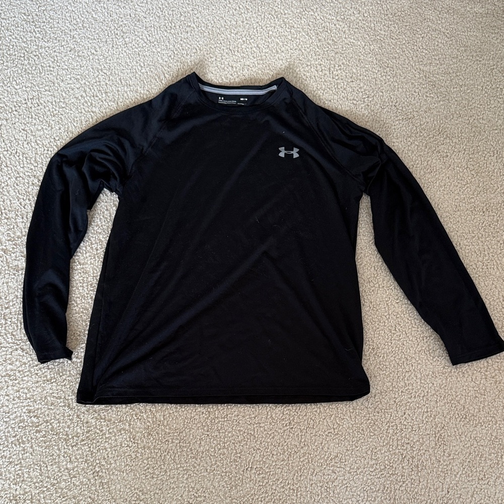 Under Armour Men's Black Performance Long Sleeve Tee
